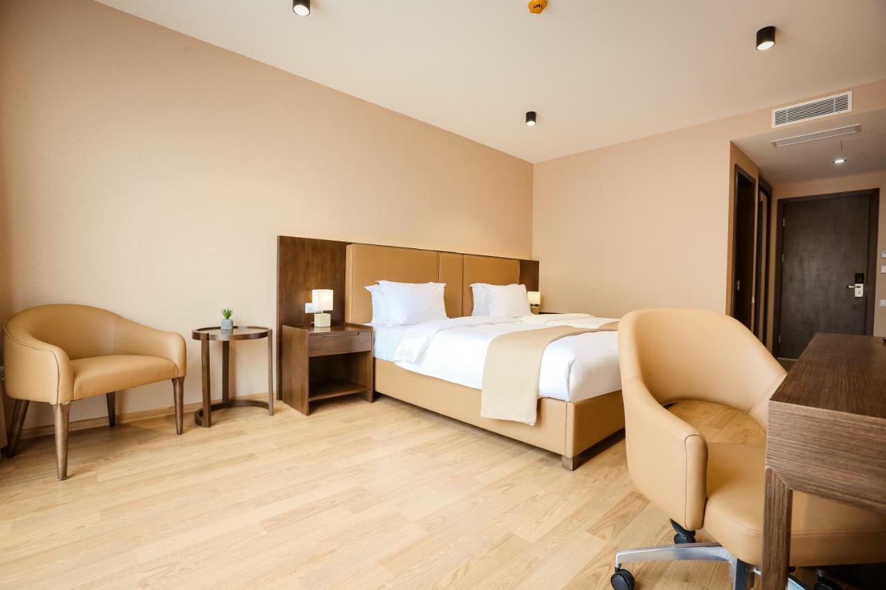 Elisi By Gtm Hotell Tbilisi Eksteriør bilde